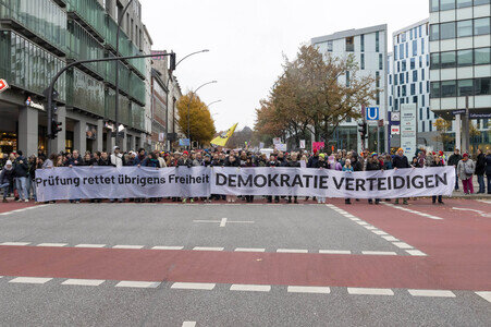 PRÜF! - Auftakt-Demo in Hamburg