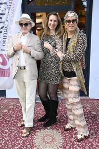 Präsentation von Carpetlounge Berlin & Julian F. M. Stoeckel in Berlin