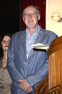 Theaterpremiere 'Der eingebildet Kranke' und 90. Geburtstag von Dieter Hallervorden in Berlin