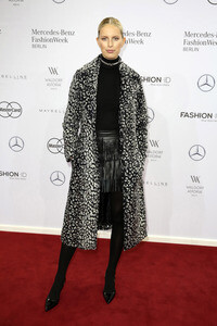 Guido Maria Kretschmer Fashion Show auf der Mercedes-Benz Fashion Week Autumn/Winter 2016 in Berlin