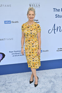 Rape Treatment Center and Stuart House Brunch mit dem Cast von 'The Pitt' in Los Angeles