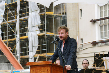 Deutsche Staatsoper Richtfest in Berlin