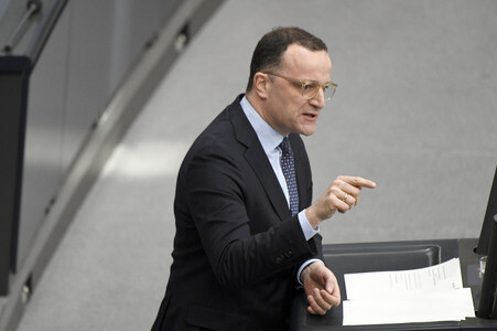 64. Sitzung des Deutschen Bundestages in Berlin