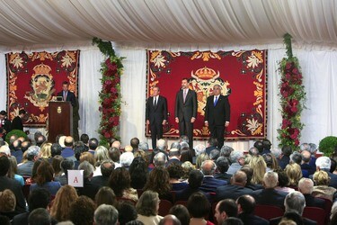 Verleihung der Royal Cavalry Armory University Awards in Sevilla
