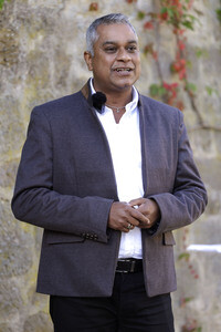 Interview mit Weihbischof Joshy Pottackal in Fulda