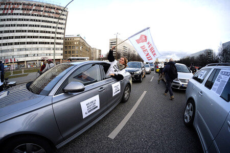 Demonstration für die Freilassung von Deniz Yücel in Berlin