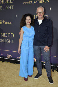 Weltpremiere der 'Blinded by Delight' Grand Show 2025 in Berlin