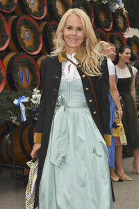 Regines Damenwiesn beim Oktoberfest 2025 in München