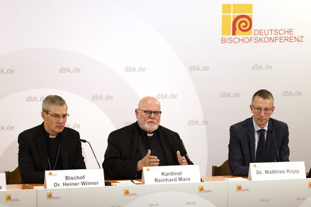 Pressegespräch bei der bei der Herbst-Vollversammlung der Deutschen Bischofskonferenz in Fulda