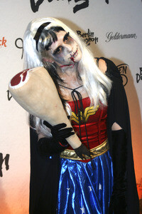 Halloween Party by Natascha Ochsenknecht im Berlin Dungeon