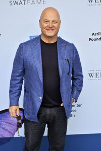 Rape Treatment Center and Stuart House Brunch mit dem Cast von 'The Pitt' in Los Angeles