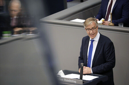 233. Sitzung des Deutschen Bundestages in Berlin