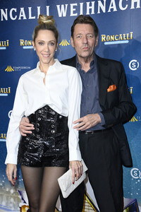 Premiere des 21. Original Roncalli Weihnachtscircus 2025 in Berlin