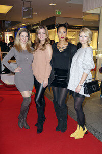 Late Night Shopping Party in Hamburg