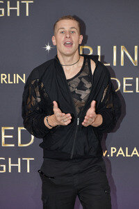 Weltpremiere der 'Blinded by Delight' Grand Show 2025 in Berlin