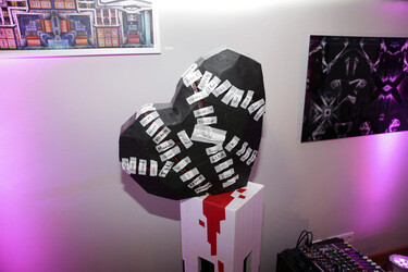 Charity-Event zur Versteigerung von Doreen Steinerts Herz, Berlin
