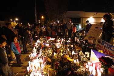 Fans am Unfallort von Paul Walker