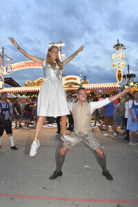 Almauftrieb beim Oktoberfest 2025 in München