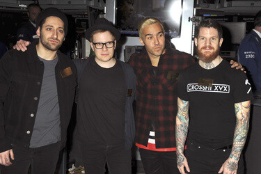 Fall Out Boy Ring läuten die NYSE Schlussglockell, New York