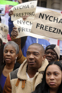 Protestaktion mit Ja Rule gegen die NYCHA in New York