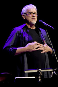 Konzert von Tim Robbins and The Rogues Gallery Band in Karlsbad