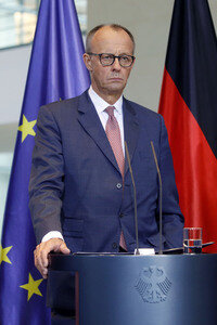 Treffen des Bundeskanzlers mit Vertretern der Automobilindustrie in Berlin