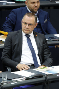 83. Sitzung des Deutschen Bundestages in Berlin