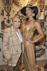 Präsentation von Carpetlounge Berlin & Julian F. M. Stoeckel in Berlin