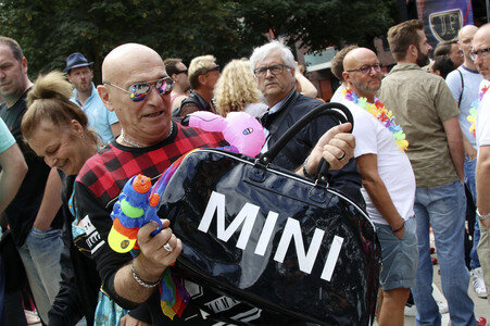 Parade zum Christopher Street Day 2016 in Hamburg