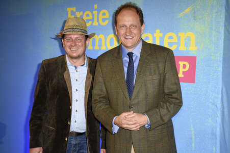 Liberaler Bieranstich der FDP in Grasbrunn