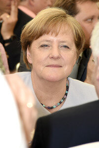 Angela Merkel besucht eine Festzeltveranstaltung der CSU in München