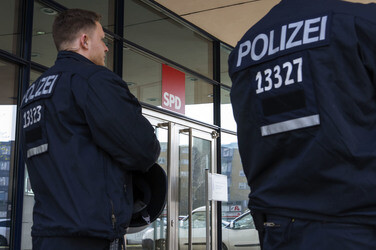 Aktivisten besetzen die Bundeszentrale der SPD, Berlin