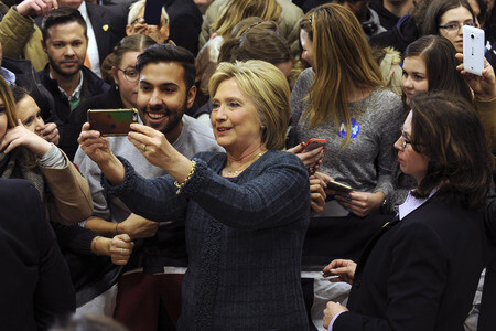 Wahlkampfrede von Hillary Clinton in Portsmouth