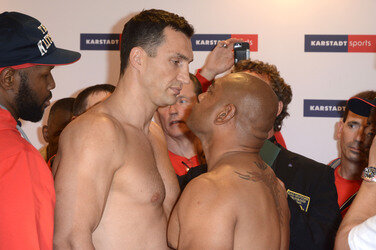 Wiegen zum Kampf Klitschko vs. Leapi, Mülheim an der Ruhr