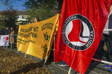 Demos an geplantem Flüchtlingsheim, Berlin
