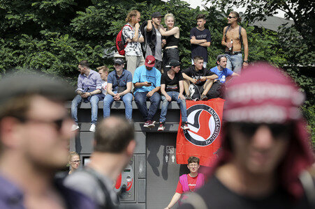 '#BlockG20 – colour the red zone!' Demonstration in Hamburg
