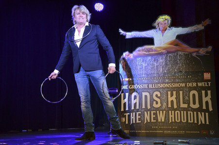 Pressetermin mit Hans Klok in München
