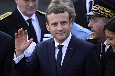 Präsident Macron beim Empfang am Rathaus in Paris
