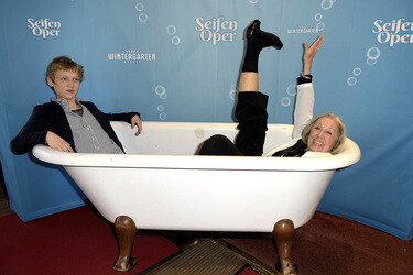 Premiere der Show 'Seifen Oper' in Berlin