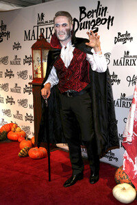 Halloween Party by Natascha Ochsenknecht in Berlin