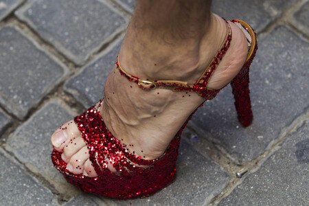 Heeled Shoes Wettlauf auf der Madrid Gay Pride 2018