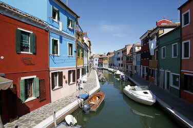Sightseeing Burano