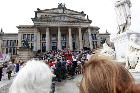 Benefizkonzert 'Refugees Welcome‬' in Berlin
