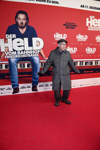 Filmpremiere 'Der Held vom Bahnhof Friedrichstraße' in Berlin