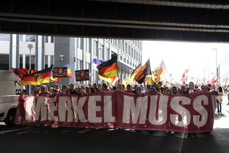 'Merkel muss weg' Demo in Berlin
