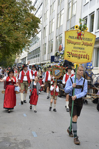 Wiesn-Einzug der Festwirte und Brauereien in München