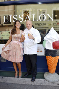 Präsentation des neuen Alfons Schuhbeck Wies'n Eis in München