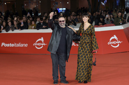 Filmpremiere 'Un tranquillo funerale di famiglia', Internationales Filmfestival Rom 2026