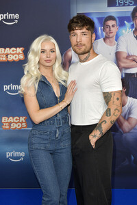 Filmpremiere 'Back to the 90s' in Berlin