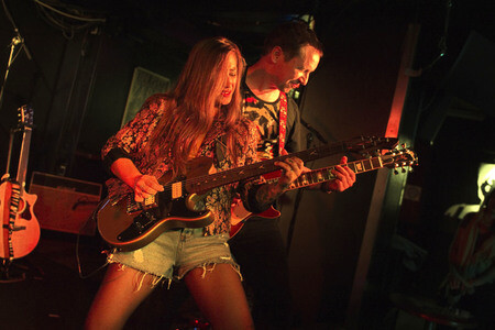 Konzert von Nina Attal in Berlin